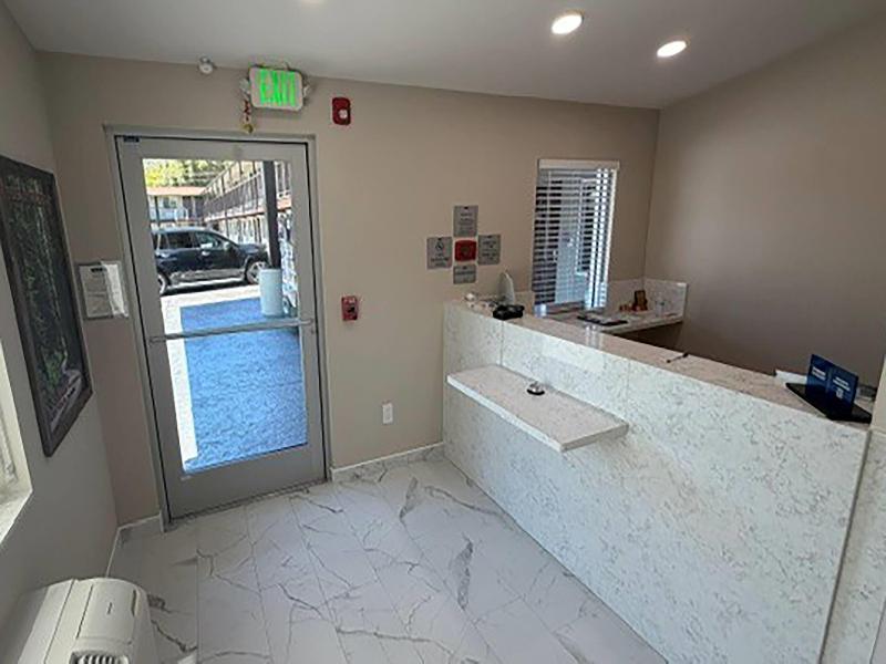 Travelodge By Wyndham Ukiah image 4