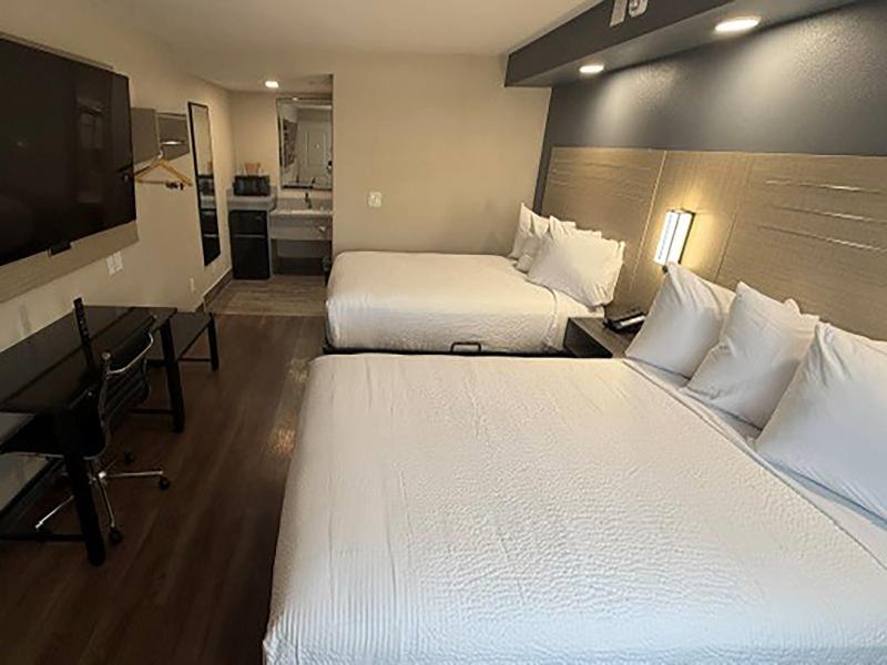 Travelodge By Wyndham Ukiah image 2