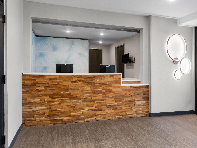 ECHO Suites Extended Stay By Wyndham Austin Round image