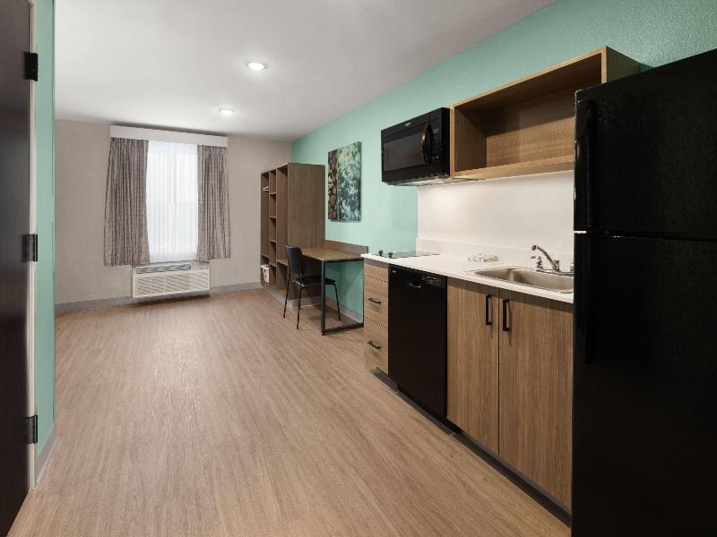 ECHO Suites Extended Stay By Wyndham Austin Round image