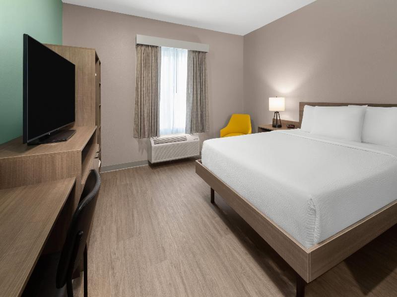 ECHO Suites Extended Stay By Wyndham Austin Round image