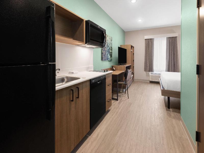ECHO Suites Extended Stay By Wyndham Austin Round image