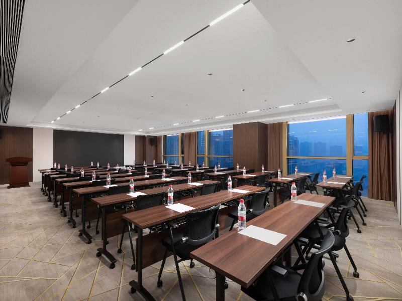 Days Hotel By Wyndham Chongqing Nanbin Road