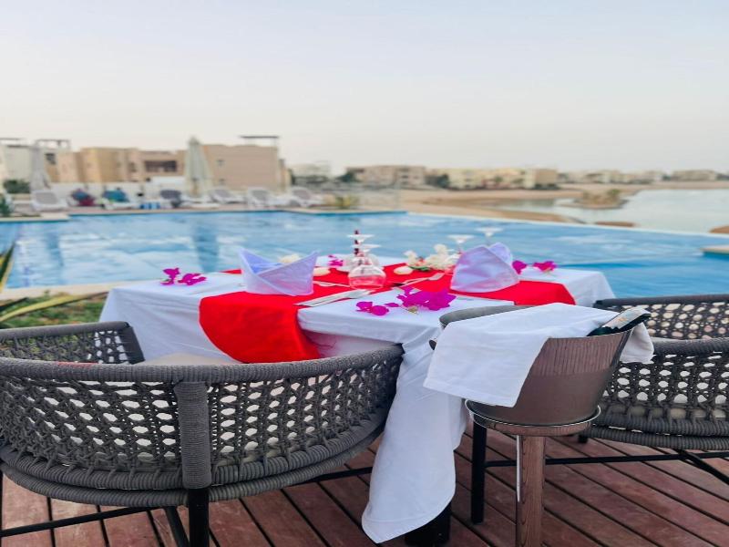 Creek Hotel And Residences El Gouna image