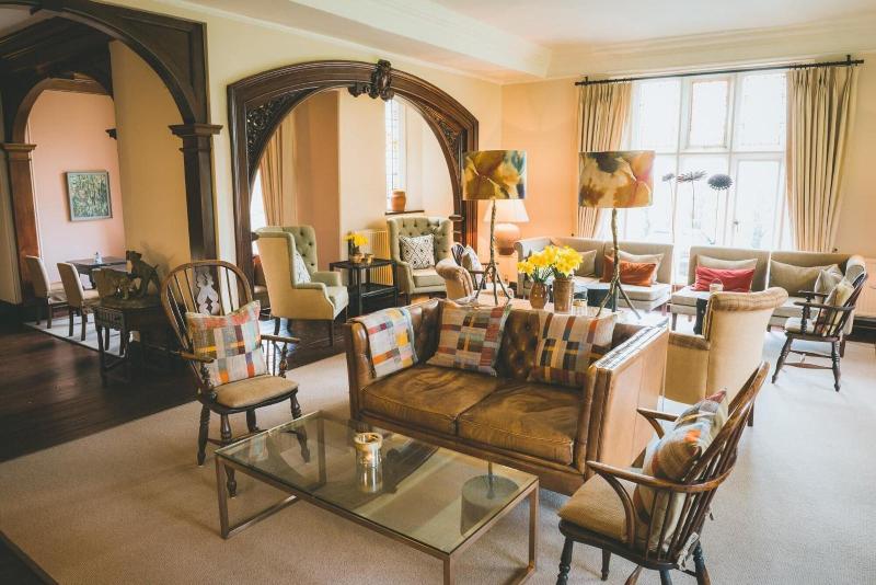 Coed-Y-Mwstwr Hotel image