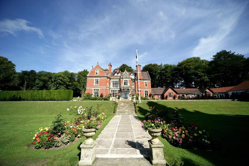 Coed-Y-Mwstwr Hotel image