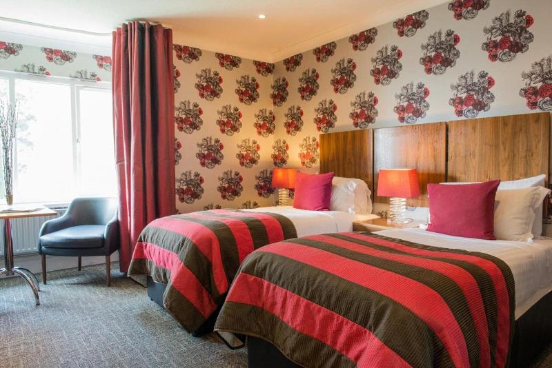 Coed-Y-Mwstwr Hotel image