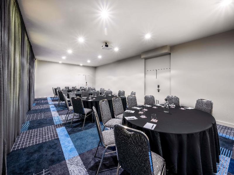 Novotel Melbourne Preston image