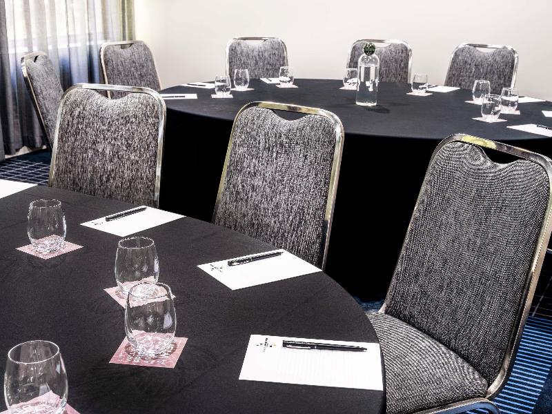 Novotel Melbourne Preston image