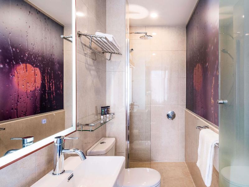 Novotel Melbourne Preston image