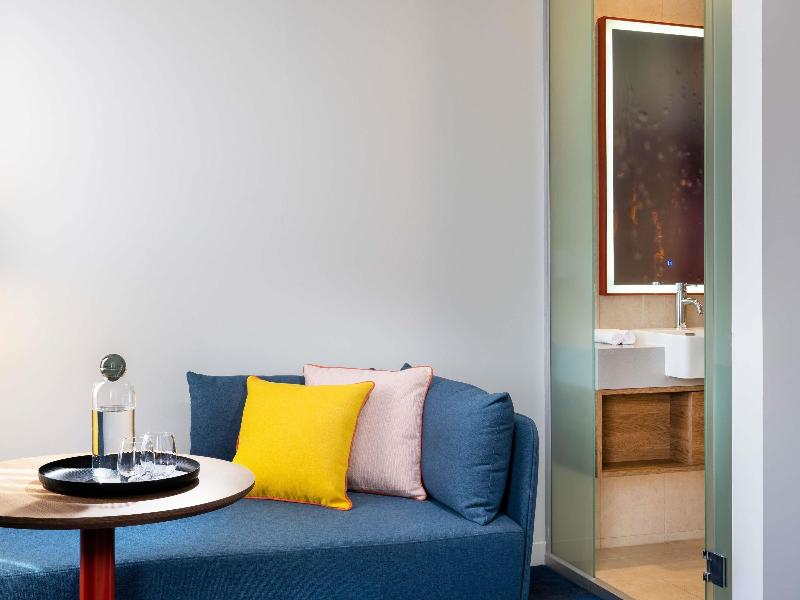 Novotel Melbourne Preston image