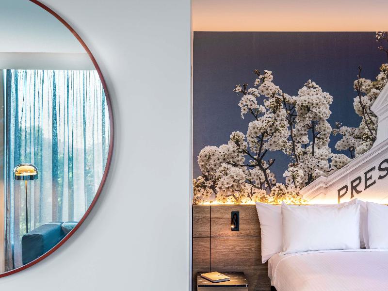 Novotel Melbourne Preston image