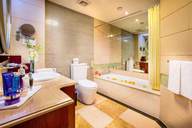 Premier Ocean Hotel image
