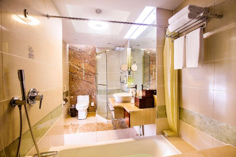 Premier Ocean Hotel image