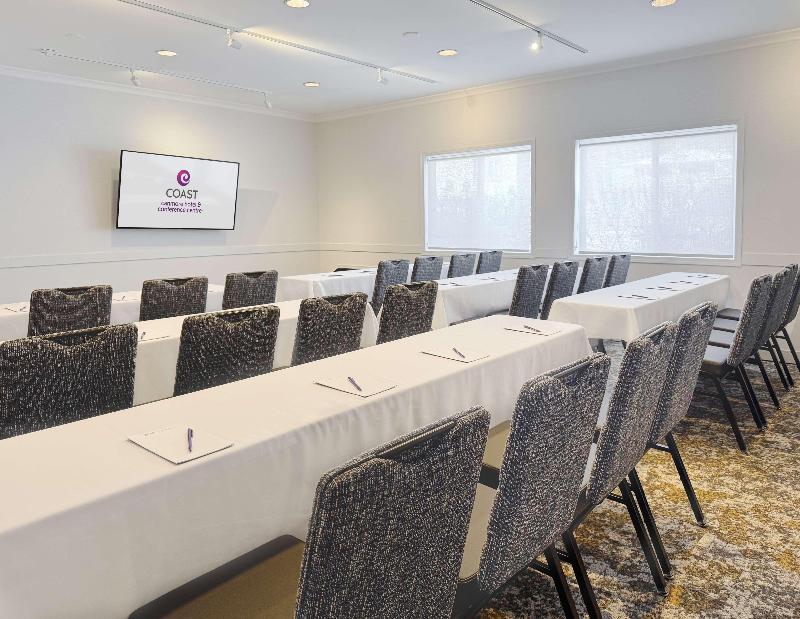 Radisson Hotel & Conference Center Canmore Radisson Hotel & Conference Center Canmore