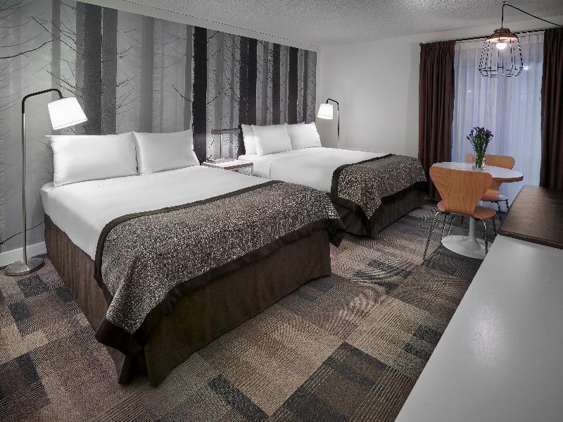 Coast Canmore Hotel & Conference Center image