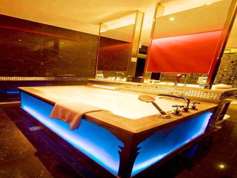 Bodi Boutique Hotel image