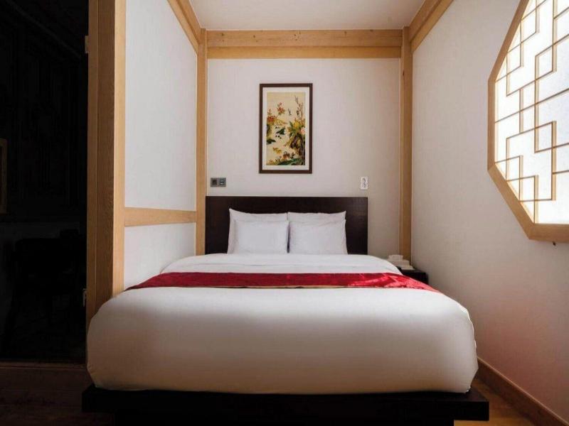 Yuseong Manwol Hotel Hanok