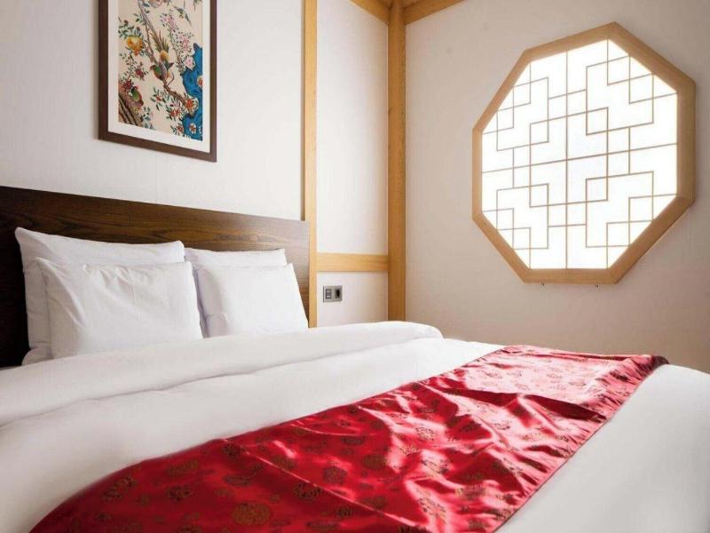 Yuseong Manwol Hotel Hanok — photo 13
