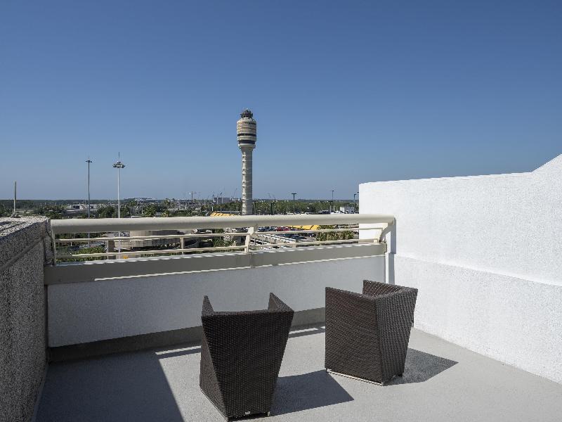 Hyatt Regency Orlando Airport image