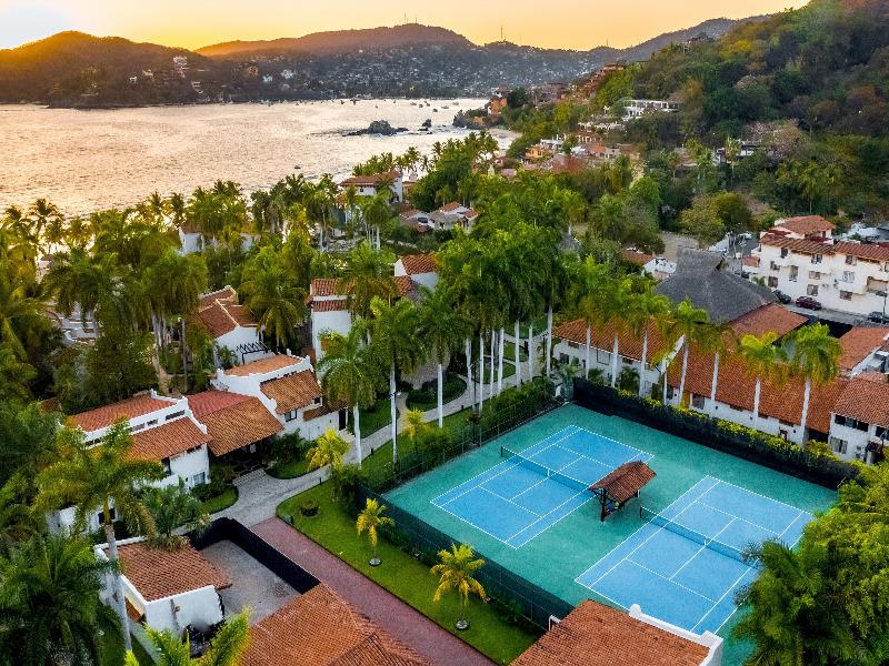 Thompson Zihuatanejo image