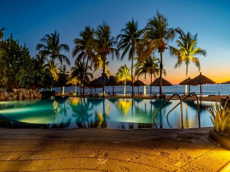 Thompson Zihuatanejo image