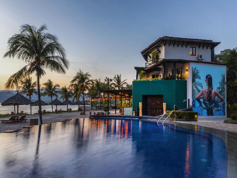 Thompson Zihuatanejo image