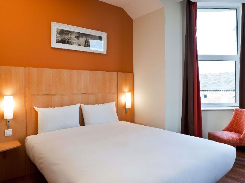 Ibis Belfast Queens Quarter image