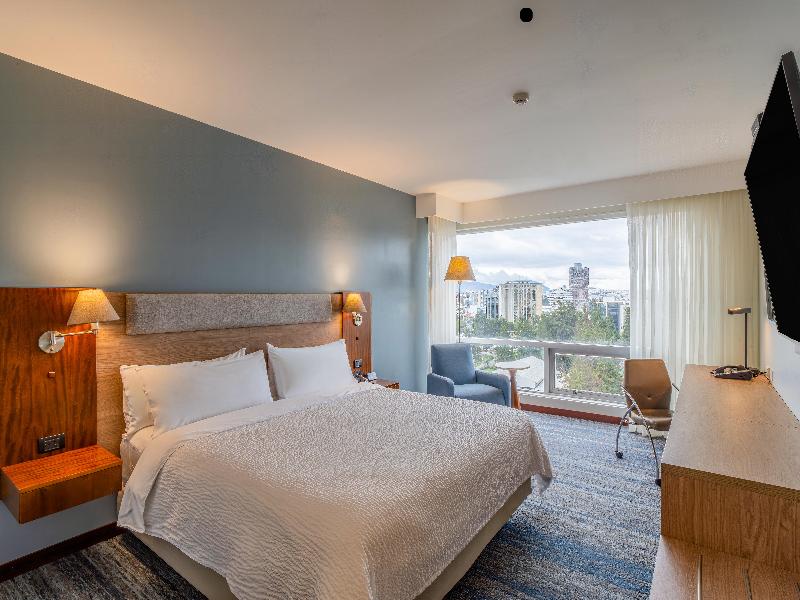 Holiday Inn Express Quito image