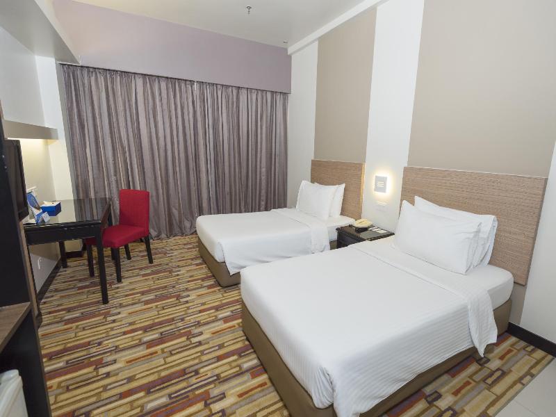 Harbour View Hotel  image