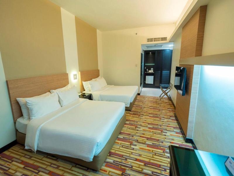 Harbour View Hotel  image