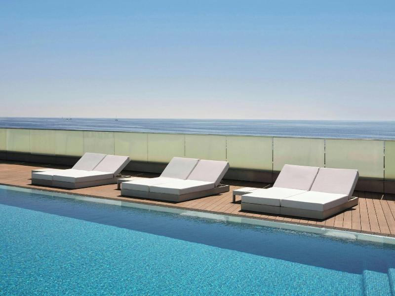 W Barcelona image
