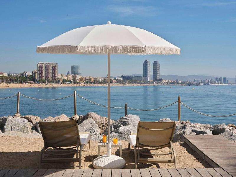 W Barcelona image