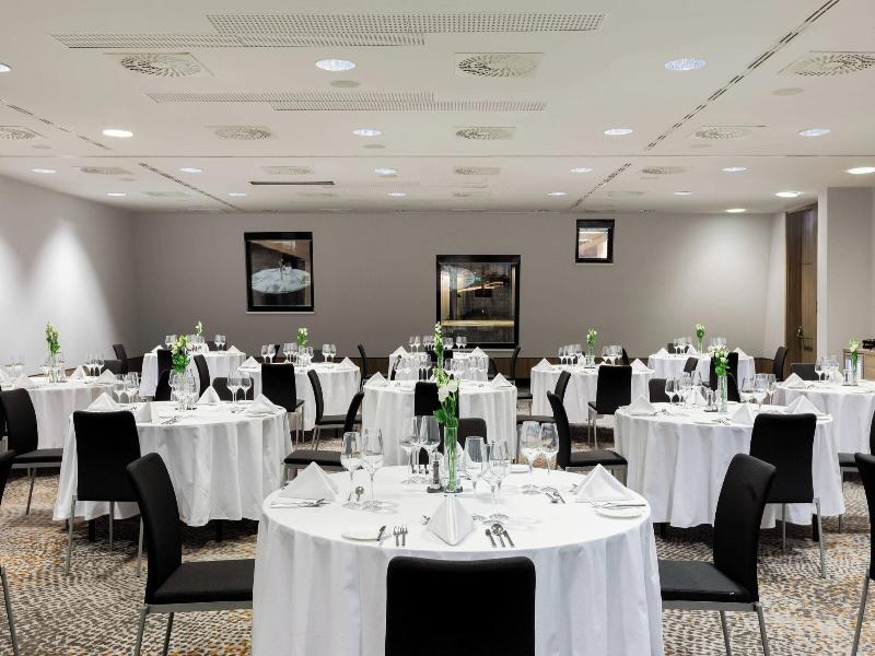 Ac Hotel By Marriott Bratislava Old Town image