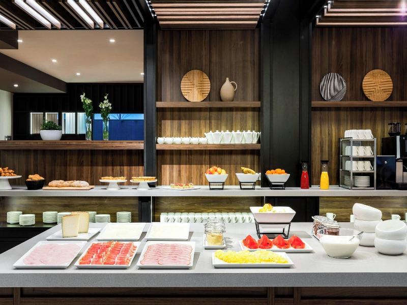 Ac Hotel By Marriott Bratislava Old Town image