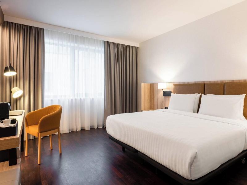 Ac Hotel By Marriott Bratislava Old Town image