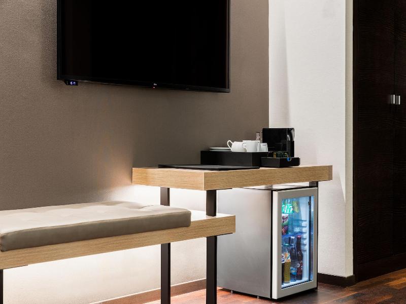 Ac Hotel By Marriott Bratislava Old Town image