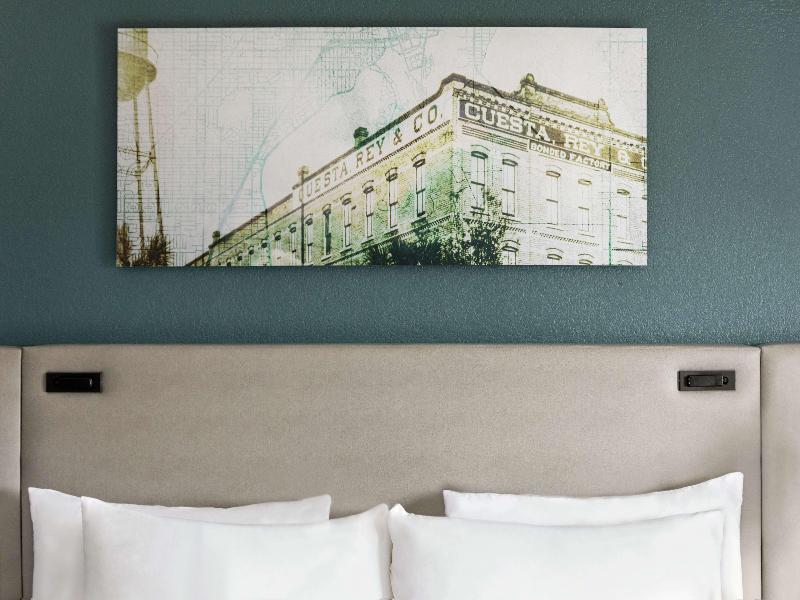 Hotel Alba Tampa, Tapestry Collection by Hilton image