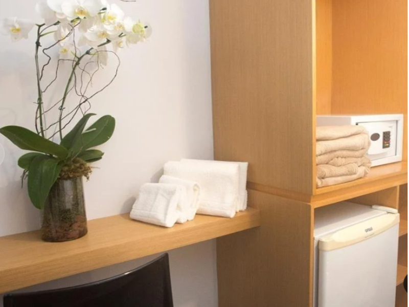 Regency Copacabana Hotel image
