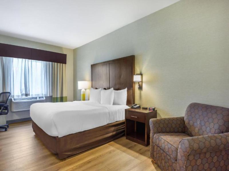 Comfort Inn Federal Way - Seattle image