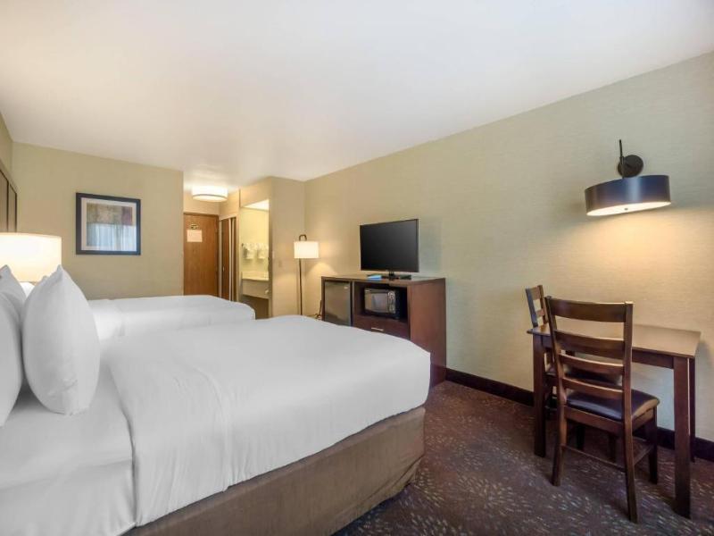 Comfort Inn Federal Way - Seattle image