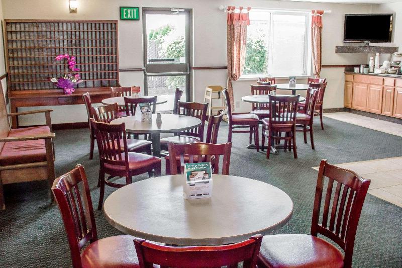 Quality Inn & Suites Longview Kelso image