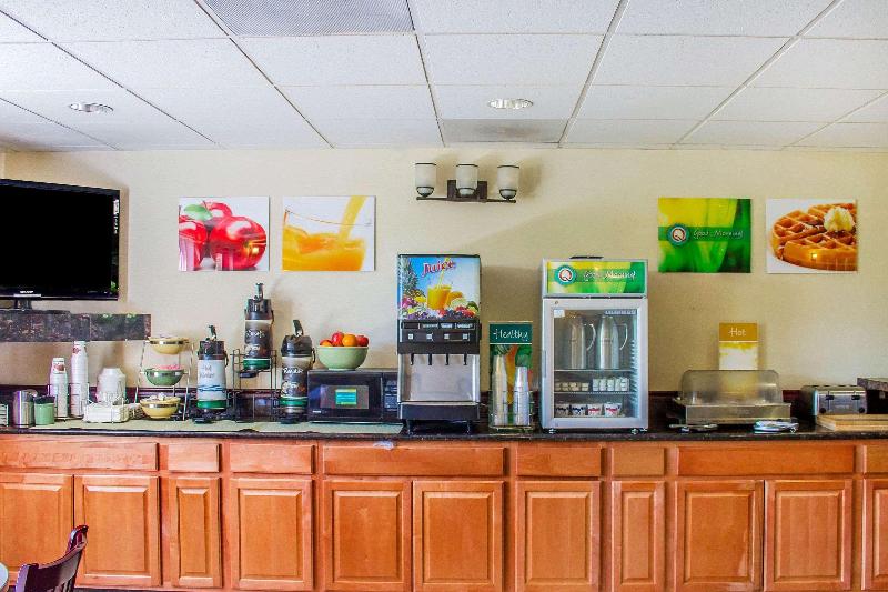 Quality Inn & Suites Longview Kelso image