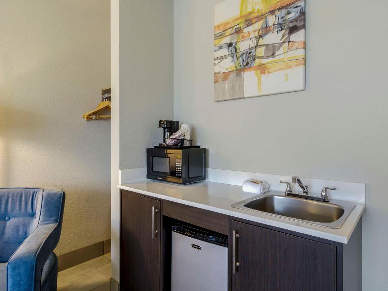 Best Western Plus Renton Inn image