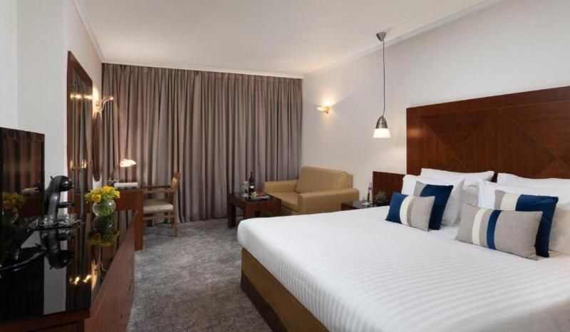 Crowne Plaza Tel Aviv Beach image