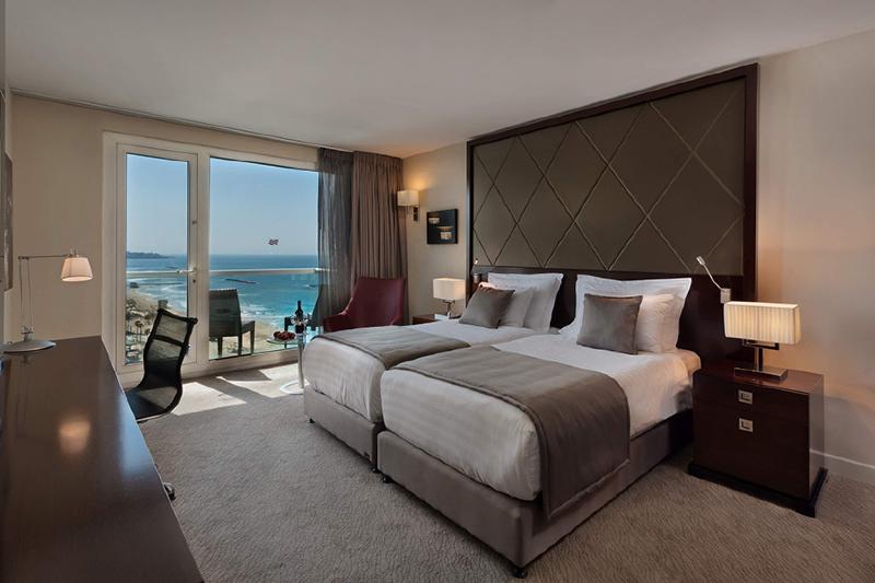 Crowne Plaza Tel Aviv Beach image