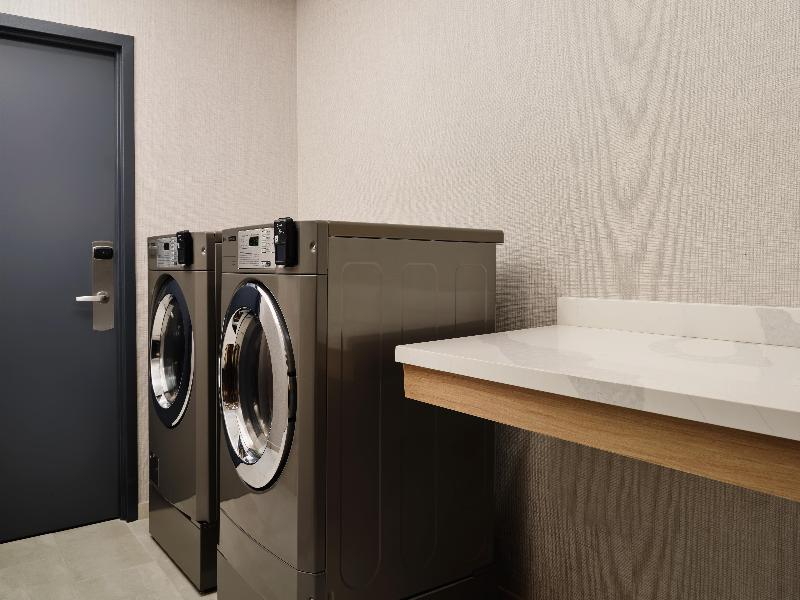 Hyatt Place Tampa Airport/Westshore image