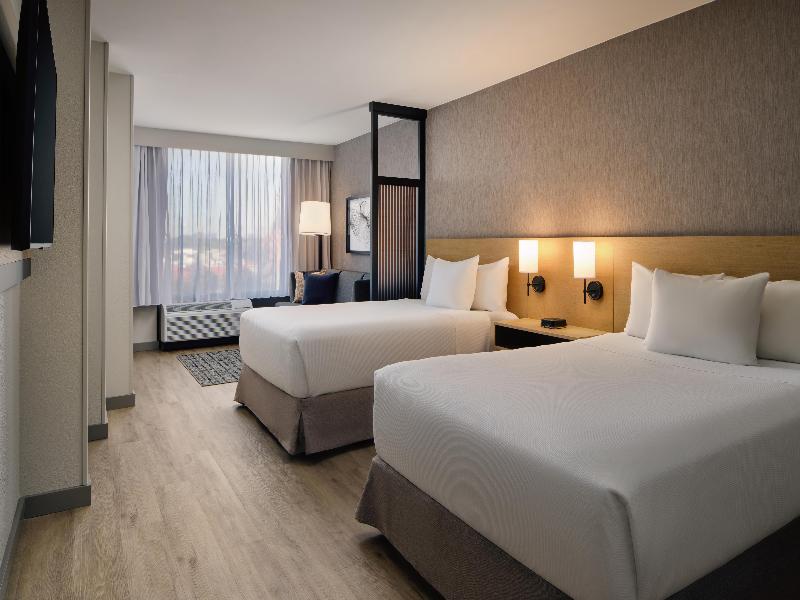 Hyatt Place Tampa Airport/Westshore image