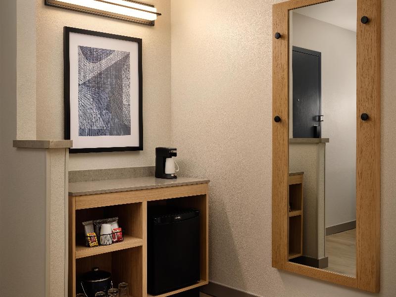 Hyatt Place Tampa Airport/Westshore image