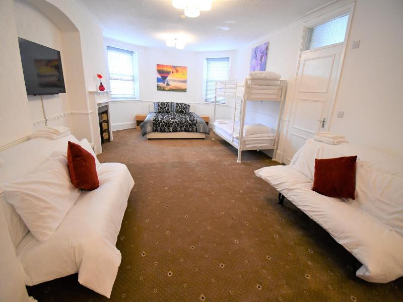 Bourne Hall Hotel image